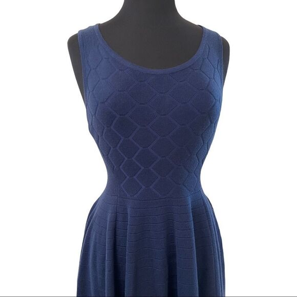 𝅺torrid Blue Mixed Stitch Sleeveless Back Zip Sweater Dress Sz 10 - Picture 3 of 13